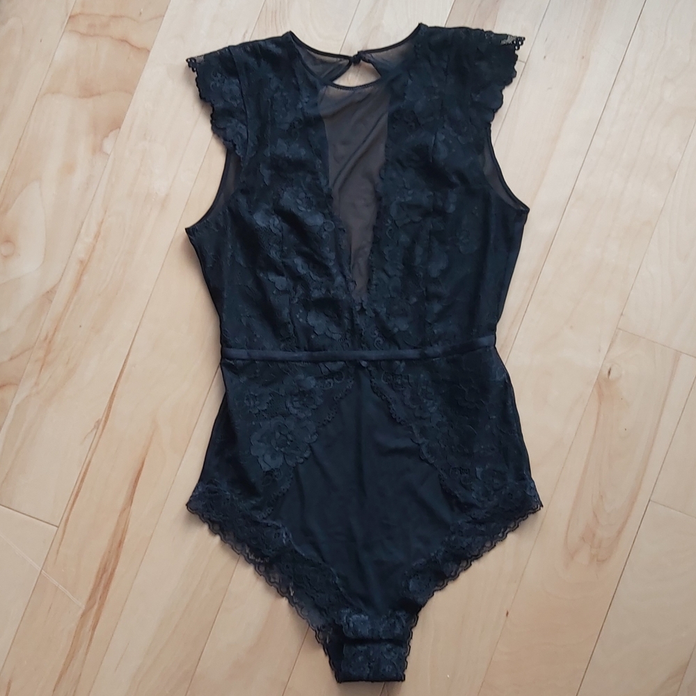 New H&M Lace bodysuit